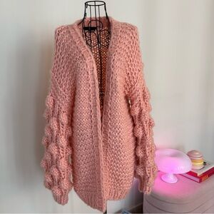 NWOT MISSGUIDED Chunky Pink Bubble-Sleeve Open Cardigan Sweater | S/M